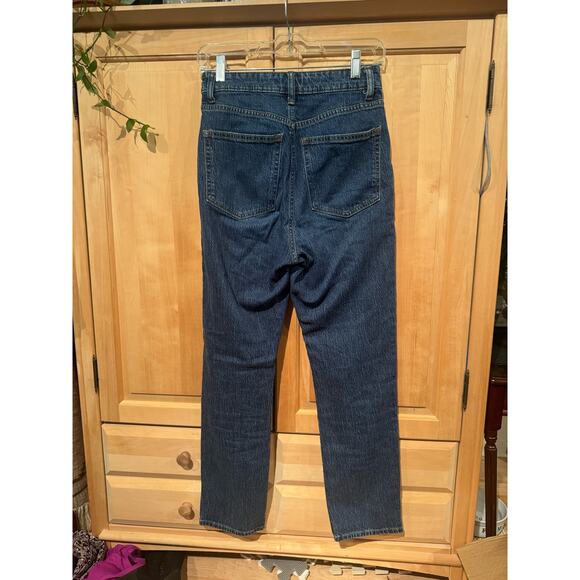 H&M Dark Wash High Rise Mom Jeans, 6 - Picture 4 of 8